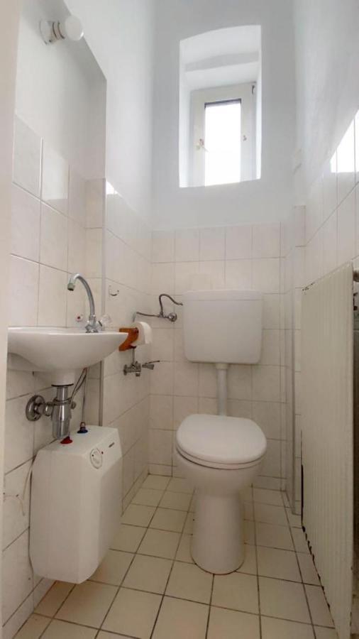 Premier Quad Room Wh Vienna Esterno foto